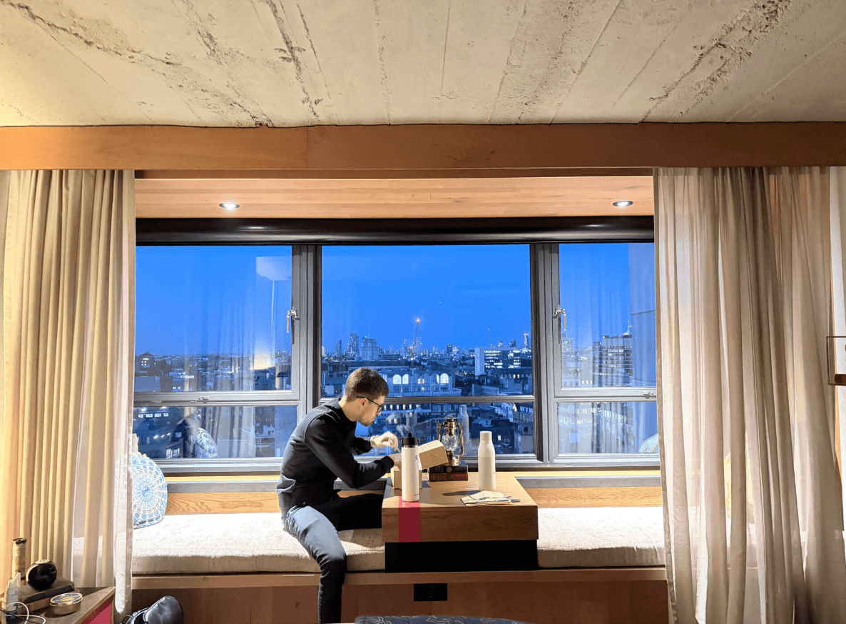 Alex Treehouse London